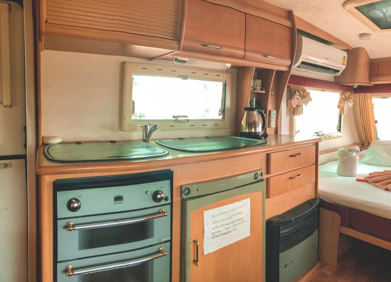 Beach House Camp Na Chom Thian Εξωτερικό φωτογραφία
